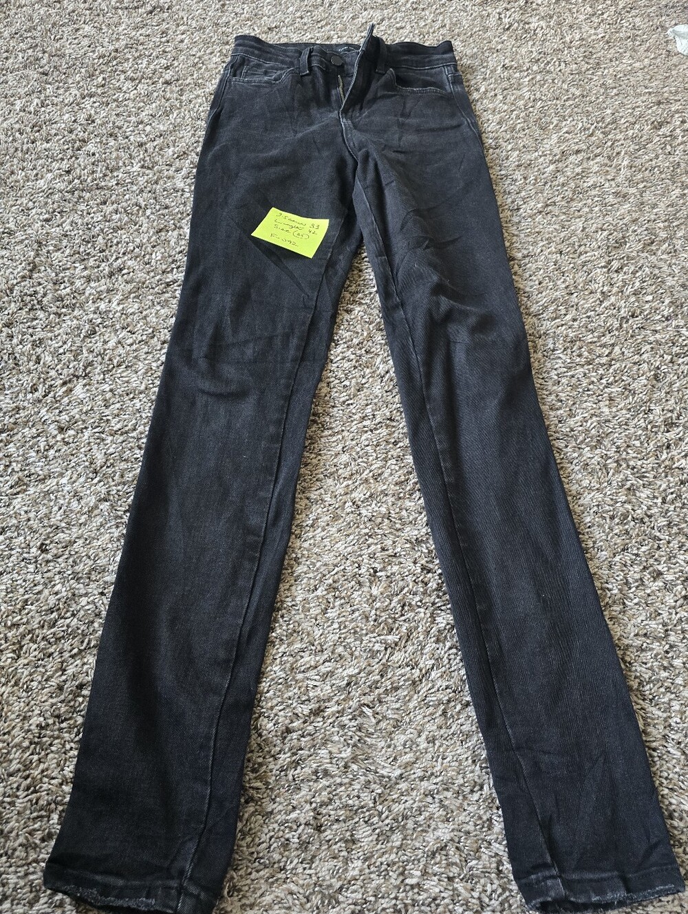 Women's Straight-Leg Jeans in Dark Gray F 092